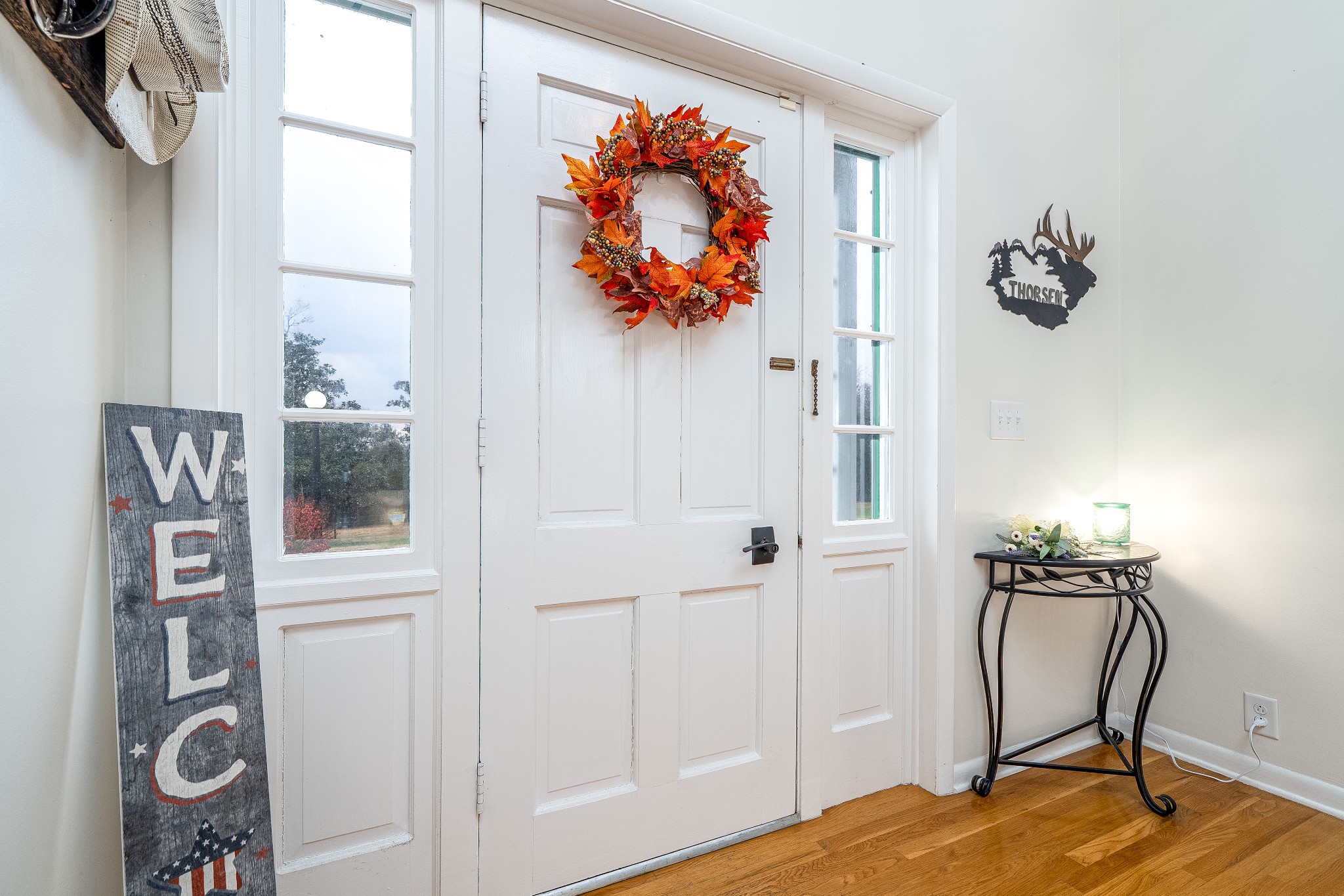 545 Puryears Bend Road Hartsville, TN 37074 - Photo 3 of 46 a view of a interior of house
