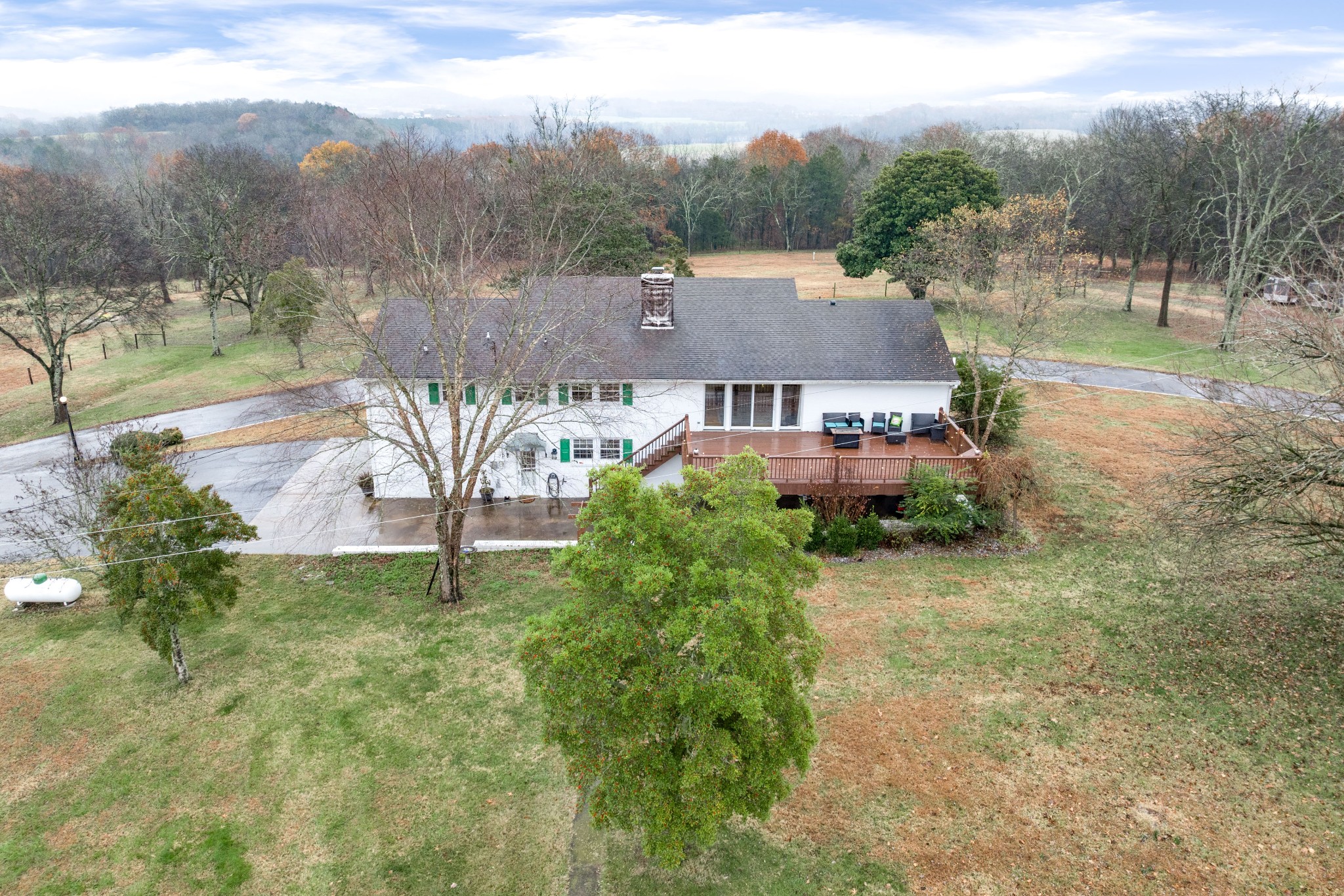 545 Puryears Bend Road Hartsville, TN 37074 - Photo 34 of 46 a aerial view of a house with a yard