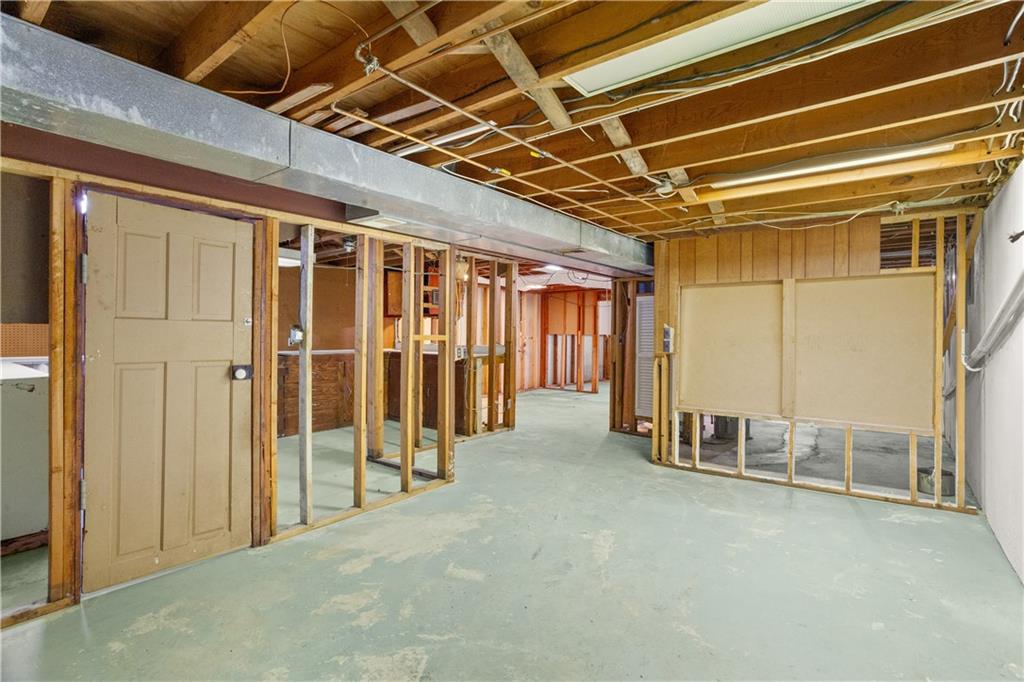 303 Southwest 5th Street Blue Springs, MO 64014 - Photo 17 of 25