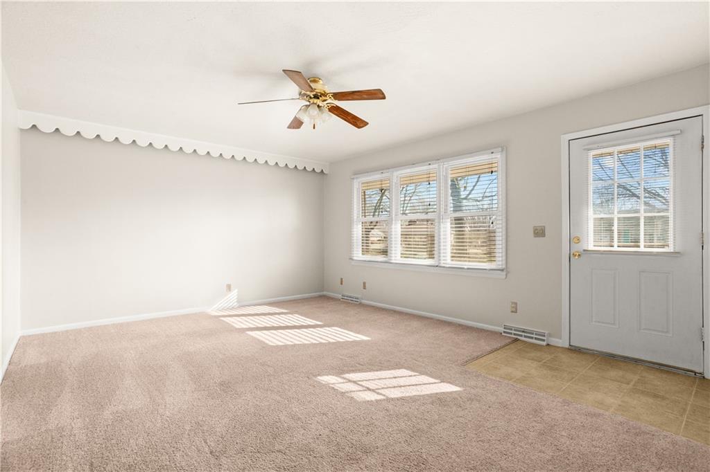 303 Southwest 5th Street Blue Springs, MO 64014 - Photo 2 of 25