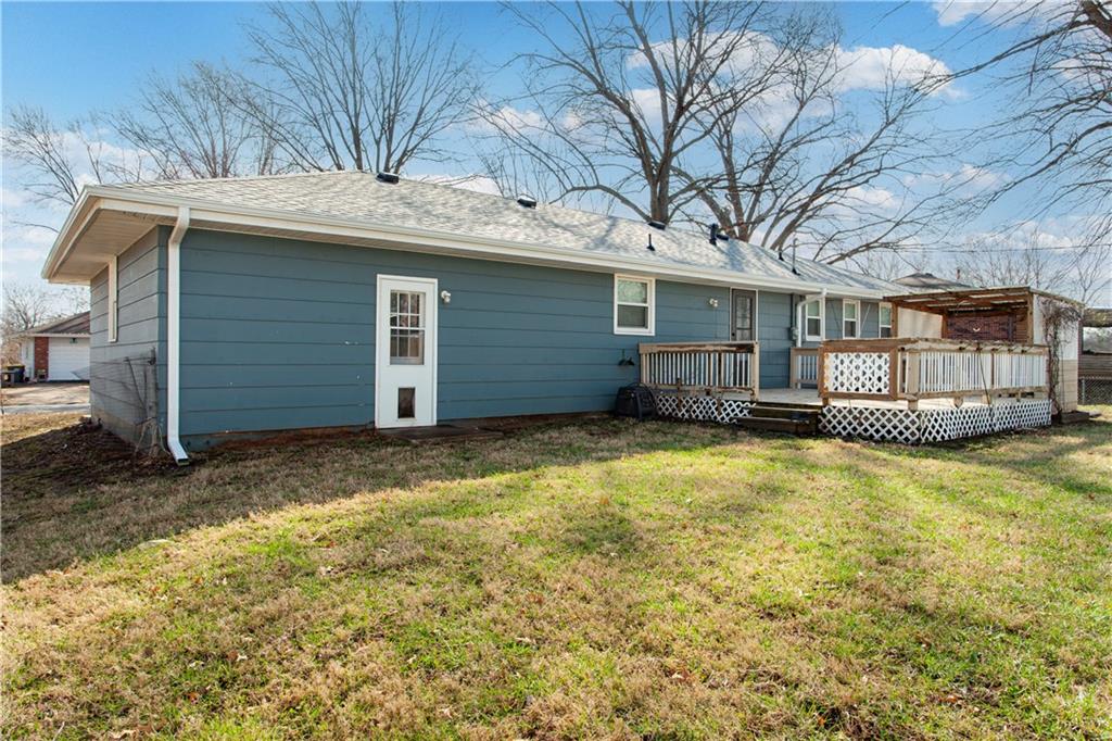 303 Southwest 5th Street Blue Springs, MO 64014 - Photo 21 of 25