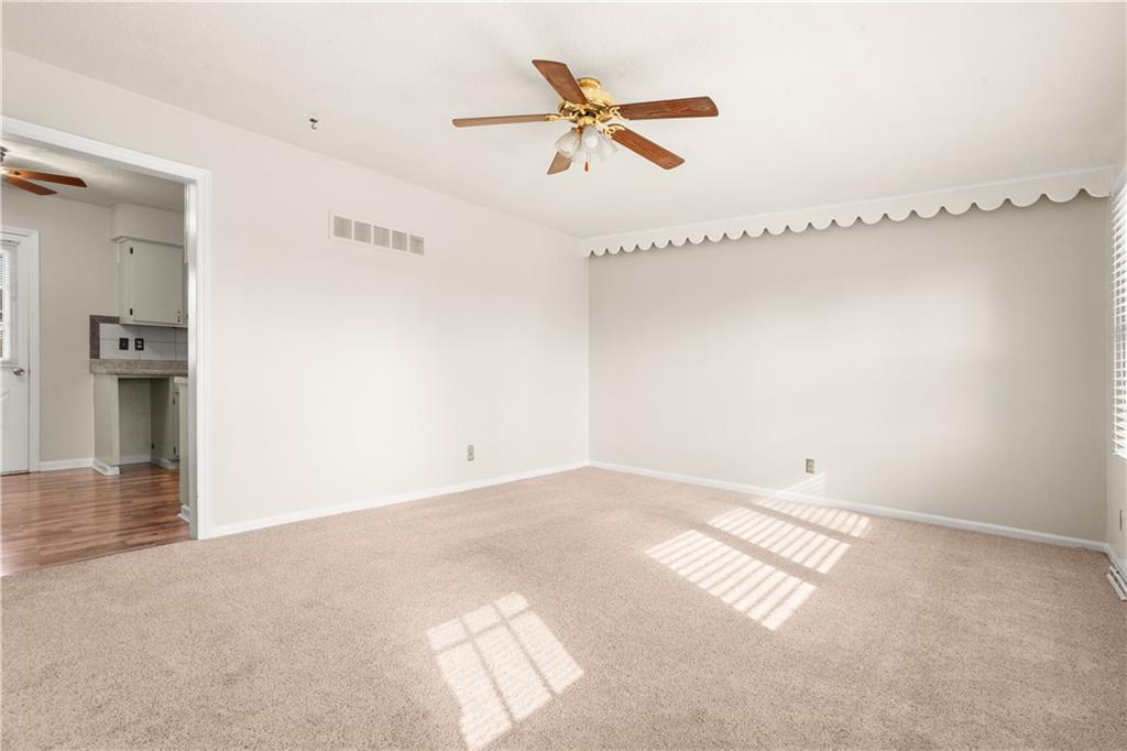 303 Southwest 5th Street Blue Springs, MO 64014 - Photo 4 of 25