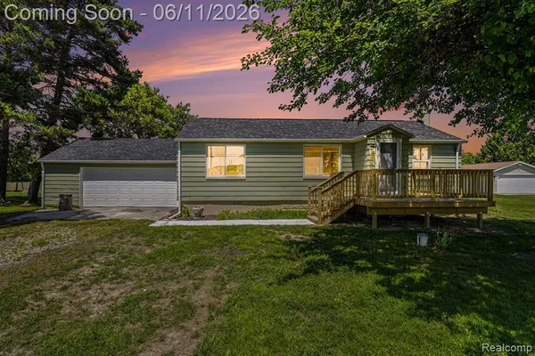 $219,900 | 8070 Grand Blanc Road, Swartz Creek, MI 48473