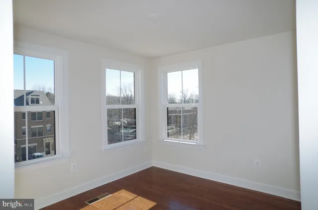 $4,375 | 3755 Signal Knob Court, Falls Church, VA 22041