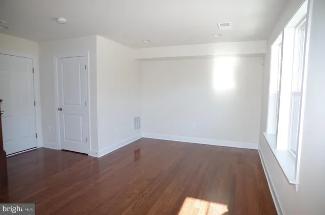 $4,375 | 3755 Signal Knob Court, Falls Church, VA 22041