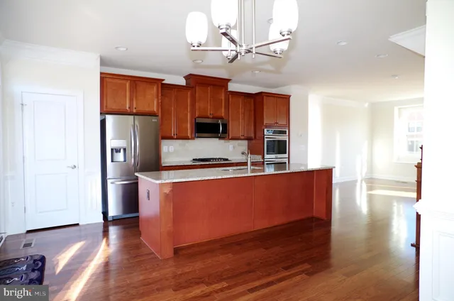 $4,375 | 3755 Signal Knob Court, Falls Church, VA 22041