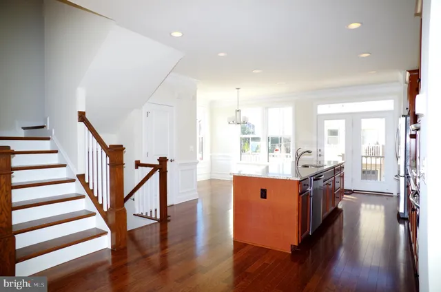 $4,375 | 3755 Signal Knob Court, Falls Church, VA 22041