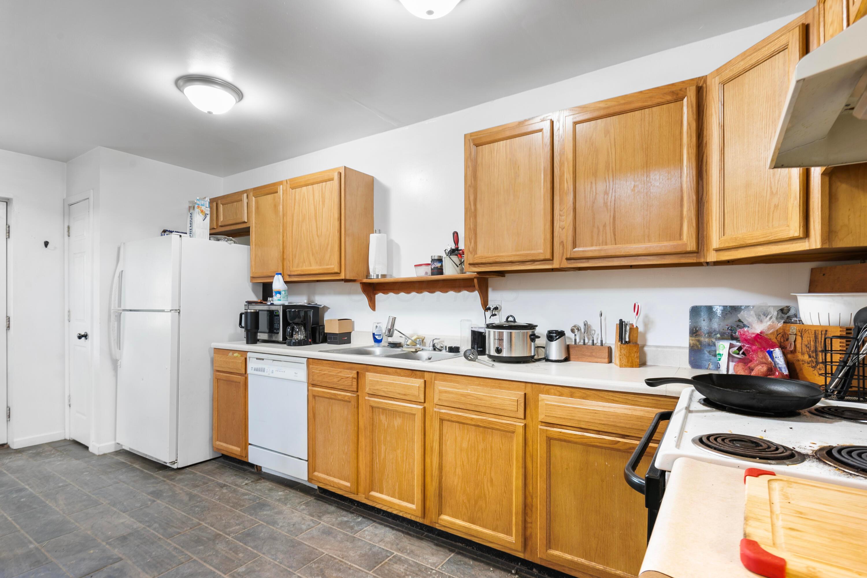 8538 Royalton Road Southwest Lancaster, OH 43130 - Photo 6 of 50 Kitchen