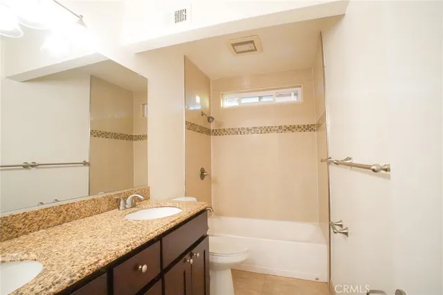 $498,000 | 15137 Gundry Avenue, Unit F, Paramount, CA 90723