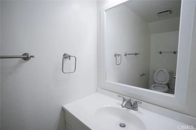 $498,000 | 15137 Gundry Avenue, Unit F, Paramount, CA 90723