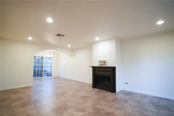 $498,000 | 15137 Gundry Avenue, Unit F, Paramount, CA 90723