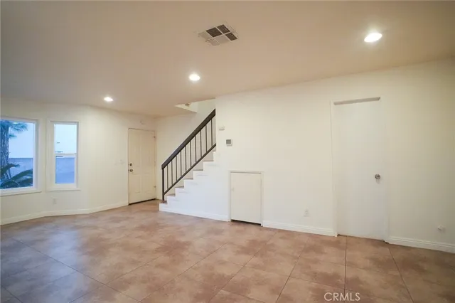 $498,000 | 15137 Gundry Avenue, Unit F, Paramount, CA 90723