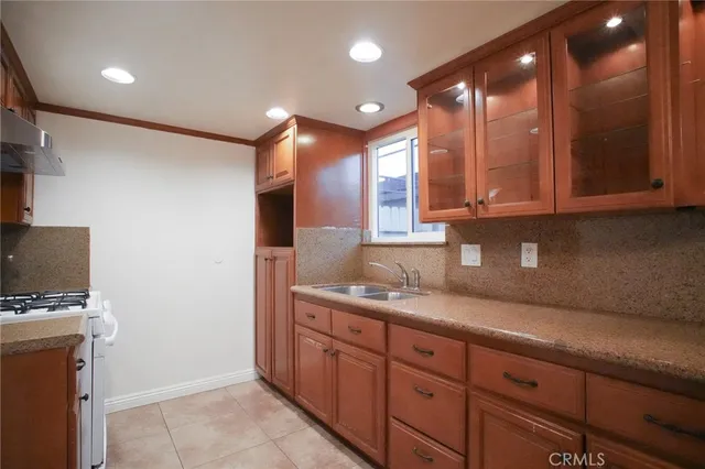 $498,000 | 15137 Gundry Avenue, Unit F, Paramount, CA 90723