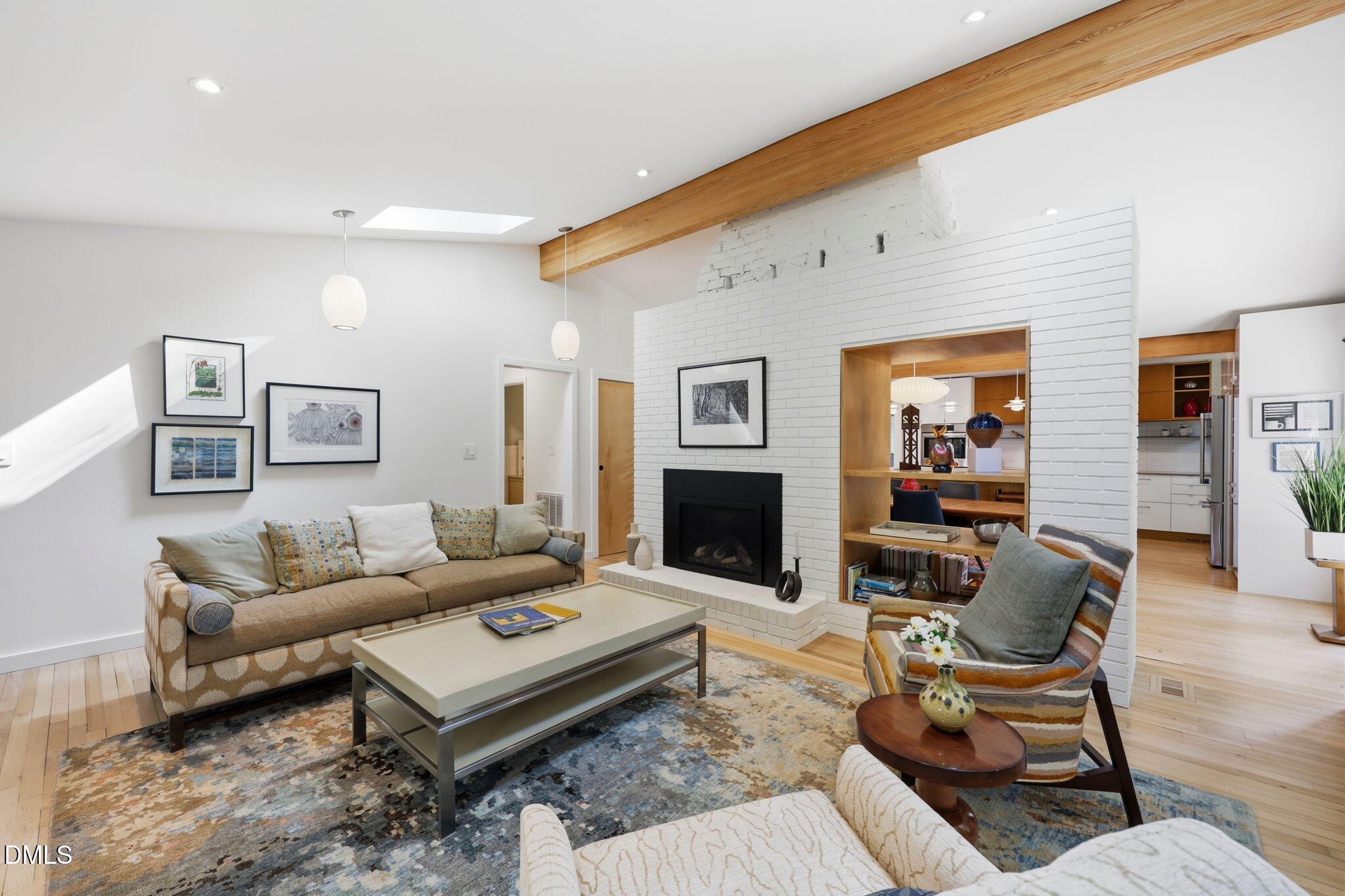 745 Catawba Street Raleigh, NC 27609 - Photo 10 of 35 26-web-or-mls-IMG_2465_Edit