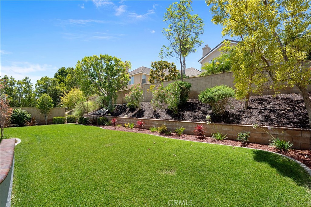 2472 Highwood Road Orange, CA 92867 - Photo 66 of 70