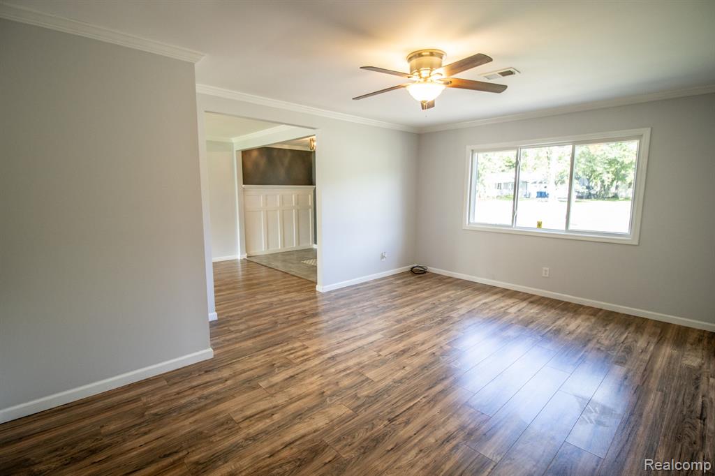 7348 Rory Street Grand Blanc, MI 48439 - Photo 15 of 44 Gallery Image 15