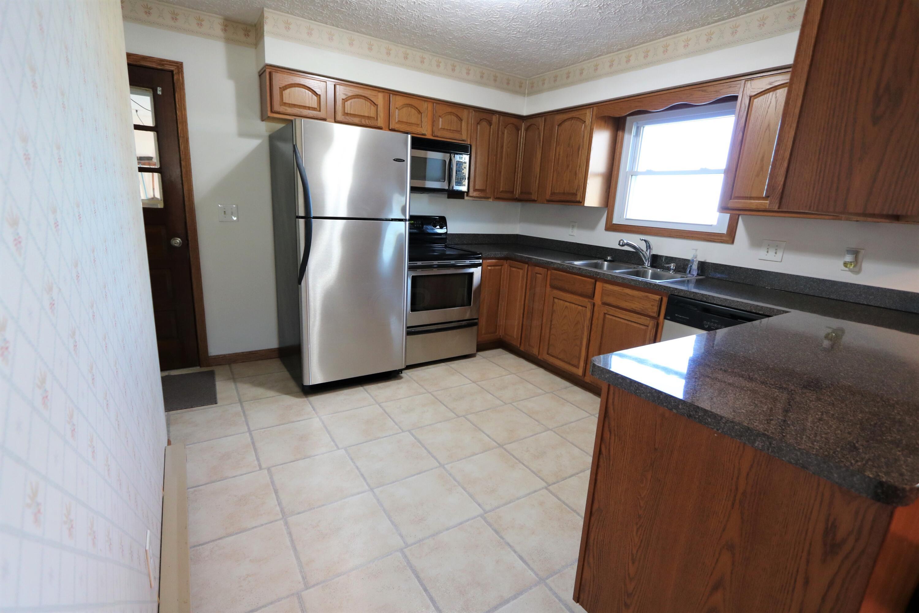 14191 Edwards Road Johnstown, OH 43031 - Photo 11 of 43 IMG_95841