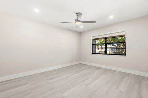 $249,000 | 14 Westgate Lane, Unit B, Boynton Beach, FL 33436