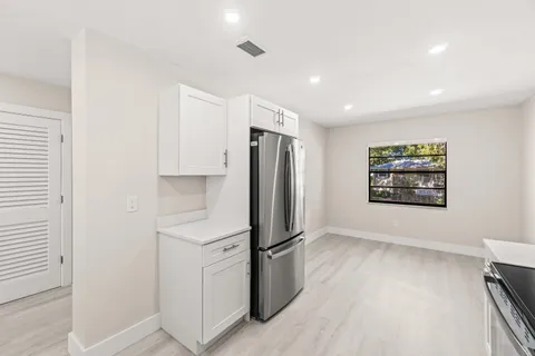 $249,000 | 14 Westgate Lane, Unit B, Boynton Beach, FL 33436