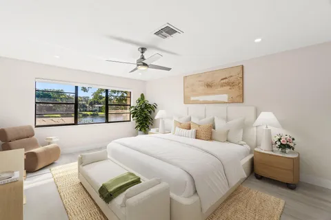 $249,000 | 14 Westgate Lane, Unit B, Boynton Beach, FL 33436