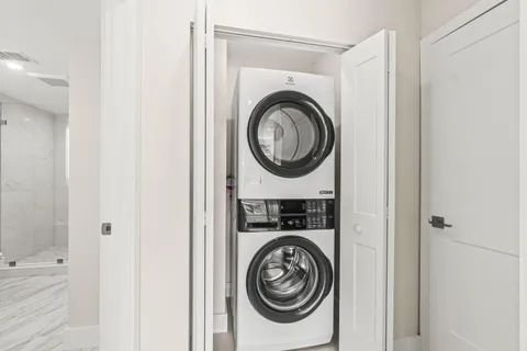 $249,000 | 14 Westgate Lane, Unit B, Boynton Beach, FL 33436