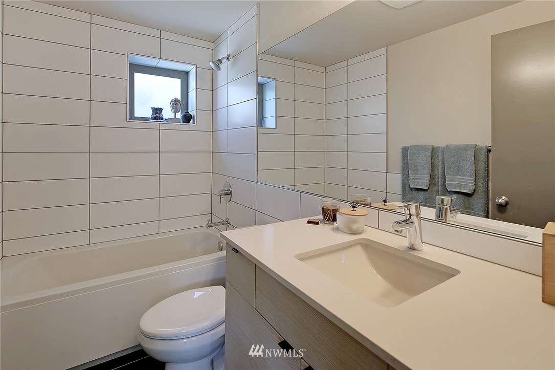 1316 26th Avenue South Seattle, WA 98144 - Photo 16 of 21