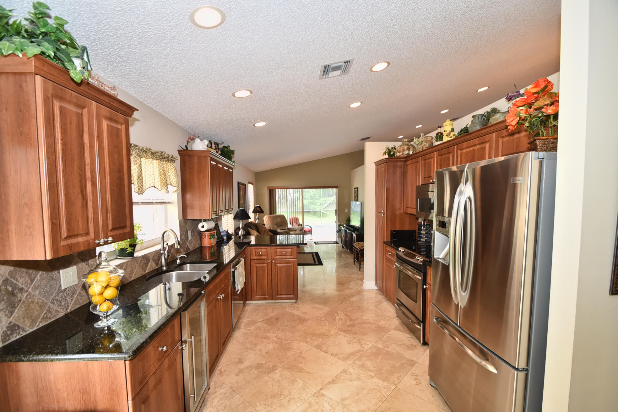 8025 Copenhagen Way Boca Raton, FL 33434 - Photo 16 of 43 DSC_8499