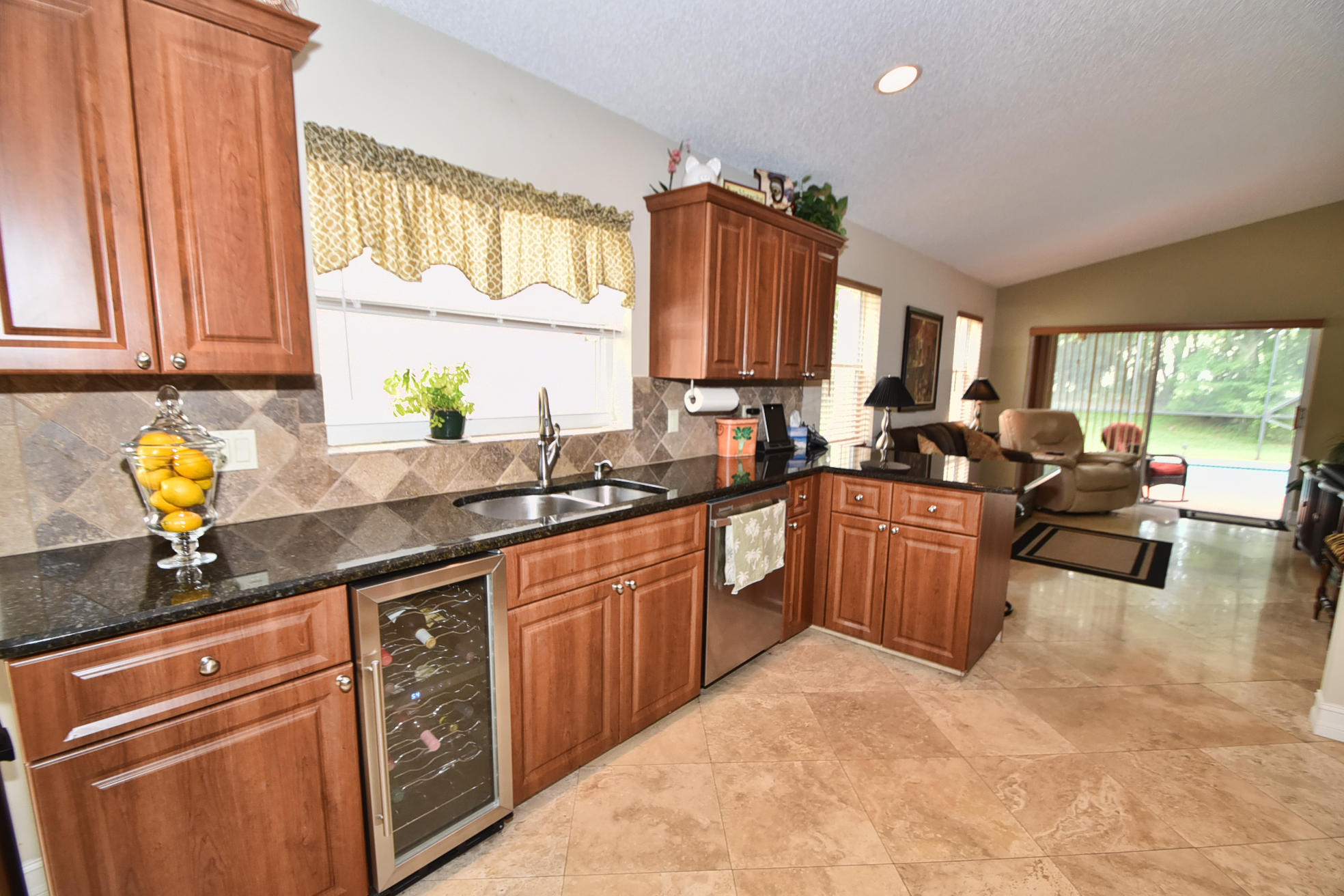 8025 Copenhagen Way Boca Raton, FL 33434 - Photo 17 of 43 DSC_8501