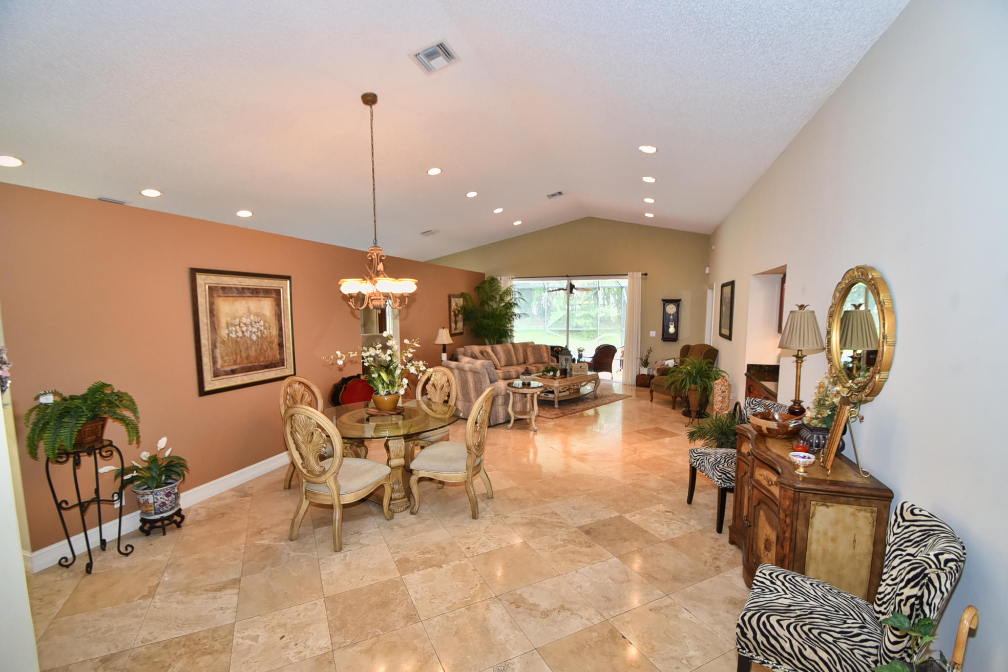 8025 Copenhagen Way Boca Raton, FL 33434 - Photo 4 of 43 DSC_8477