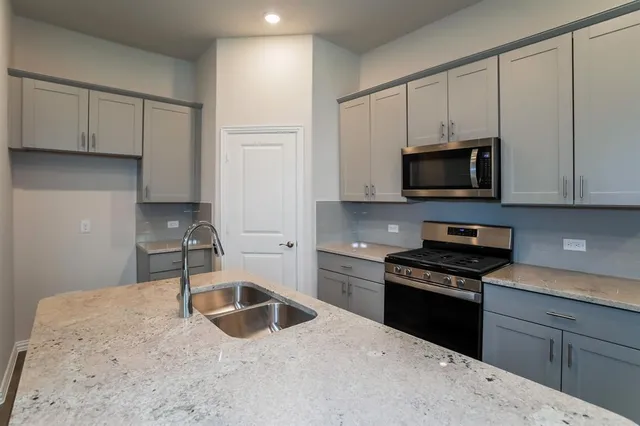 $2,800 | 2116 Bellatrix Drive, Haslet, TX 76052