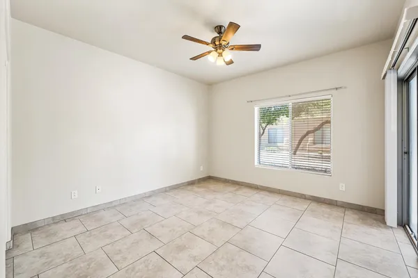 $1,400 | 8800 North 107th Avenue, Unit 40, Peoria, AZ 85345