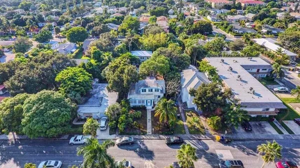 $1,650 | 313 South Lakeside Drive, Unit 3, Lake Worth Beach, FL 33460