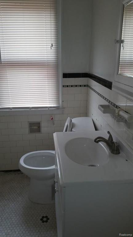 4480 Yorkshire Road, Unit 1 Detroit, MI 48224 - Photo 9 of 9