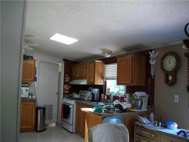 2020 Renton Road Plum, PA 15239 - Photo 3 of 13 Kitchen.