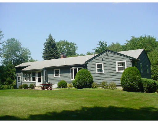5 Drawbridge Road Westford, MA 01886 - Photo 2 of 8 Gallery Image 2
