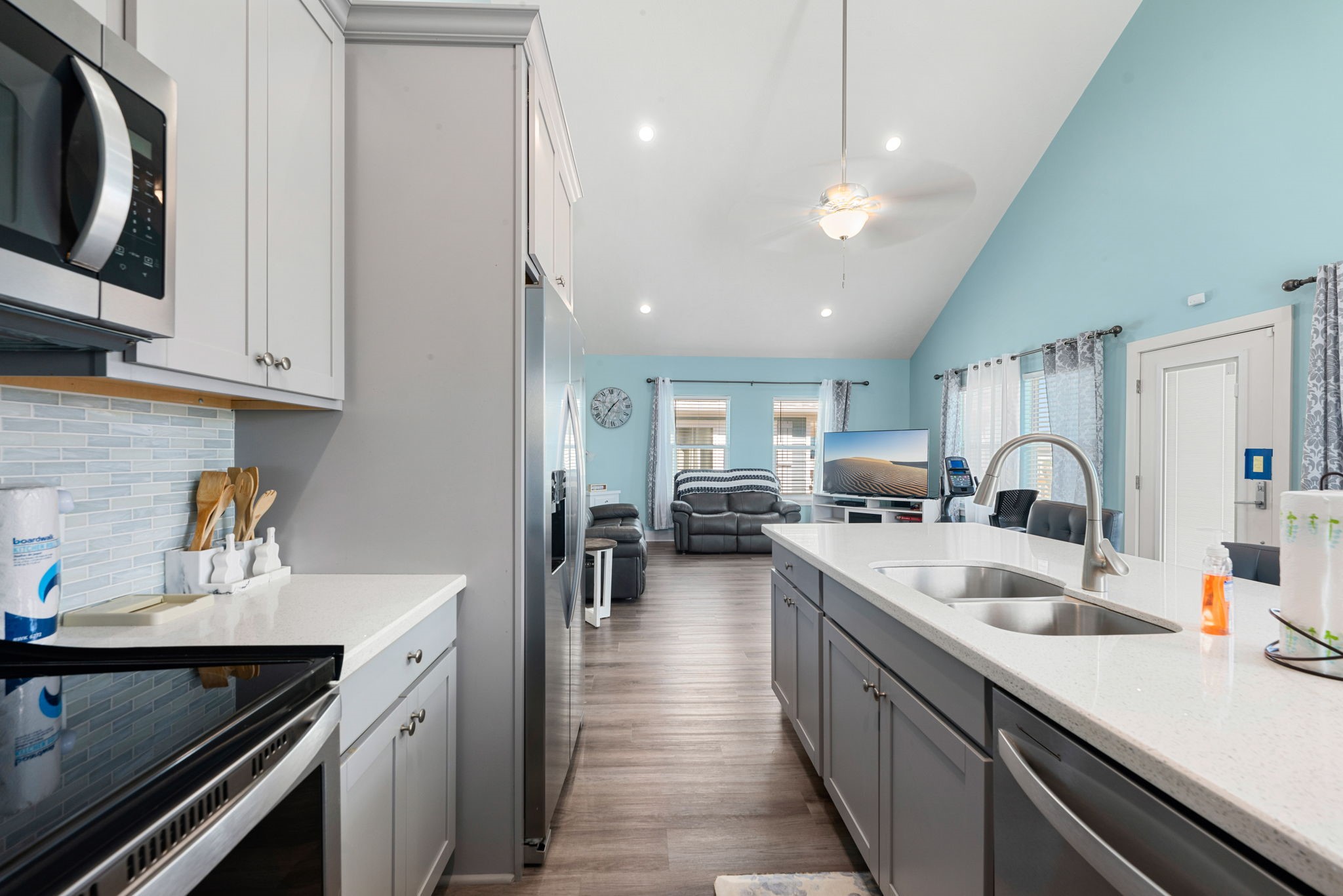 1840 Pompano Lane Port Bolivar, TX 77650 - Photo 8 of 24