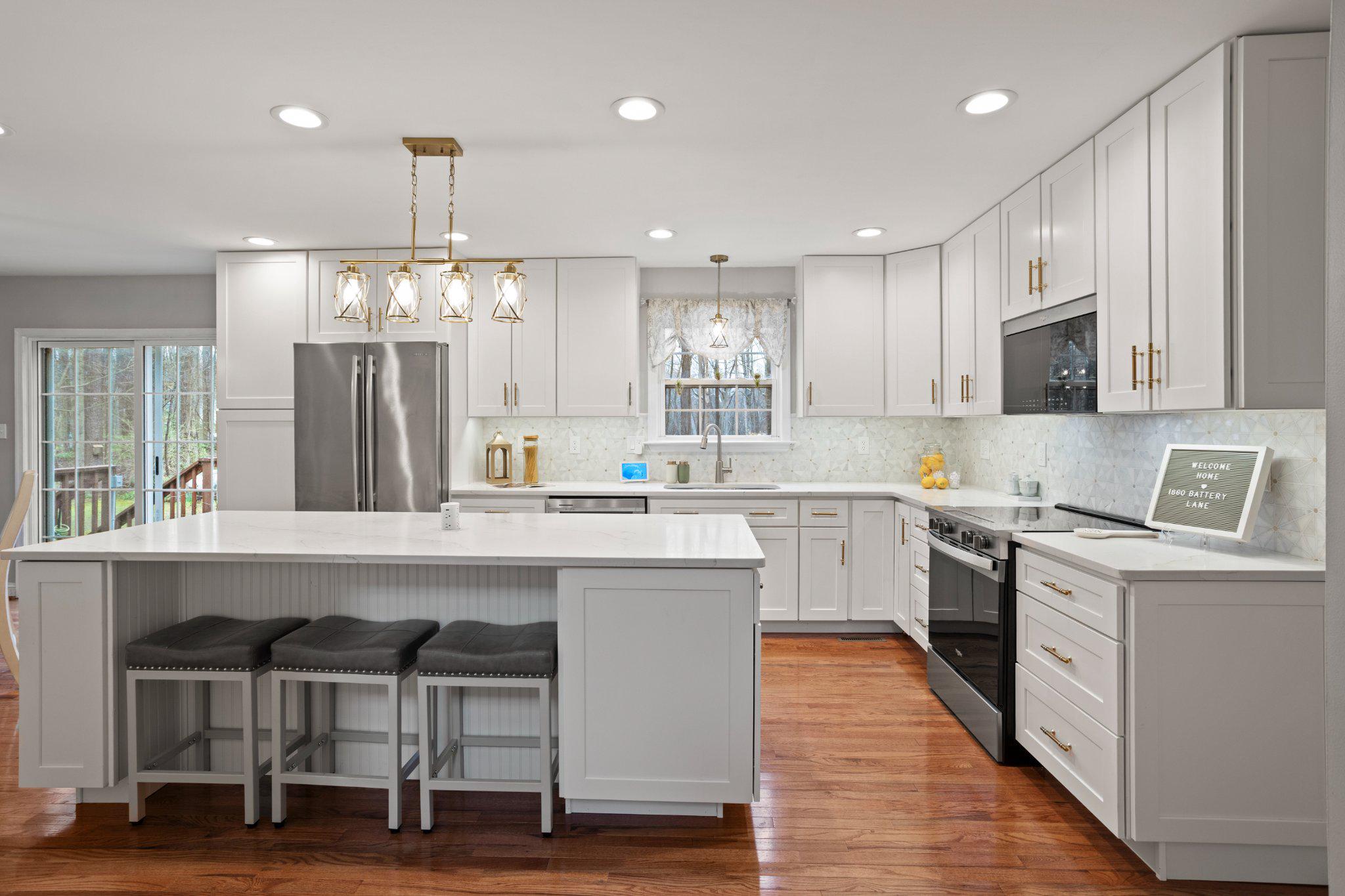 1860 Battery Lane Owings, MD 20736 - Photo 7 of 120 Quartz Counters Gourmet Kitchen 2025