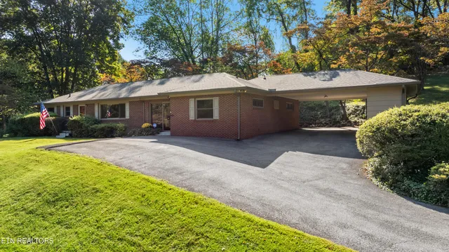 $425,000 | 4920 Shady Dell Trail, Knoxville, TN 37914