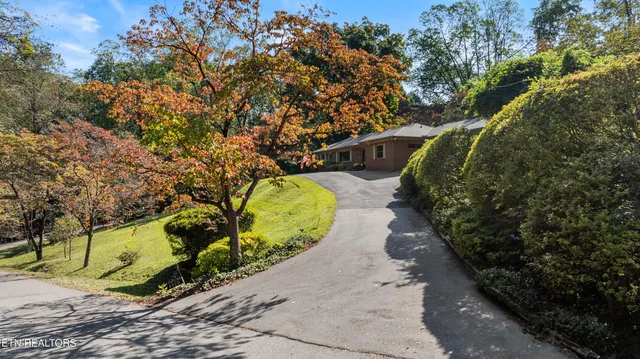 $425,000 | 4920 Shady Dell Trail, Knoxville, TN 37914