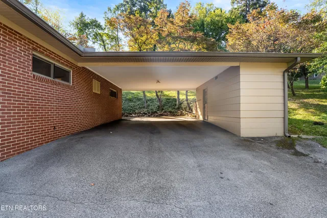 $425,000 | 4920 Shady Dell Trail, Knoxville, TN 37914