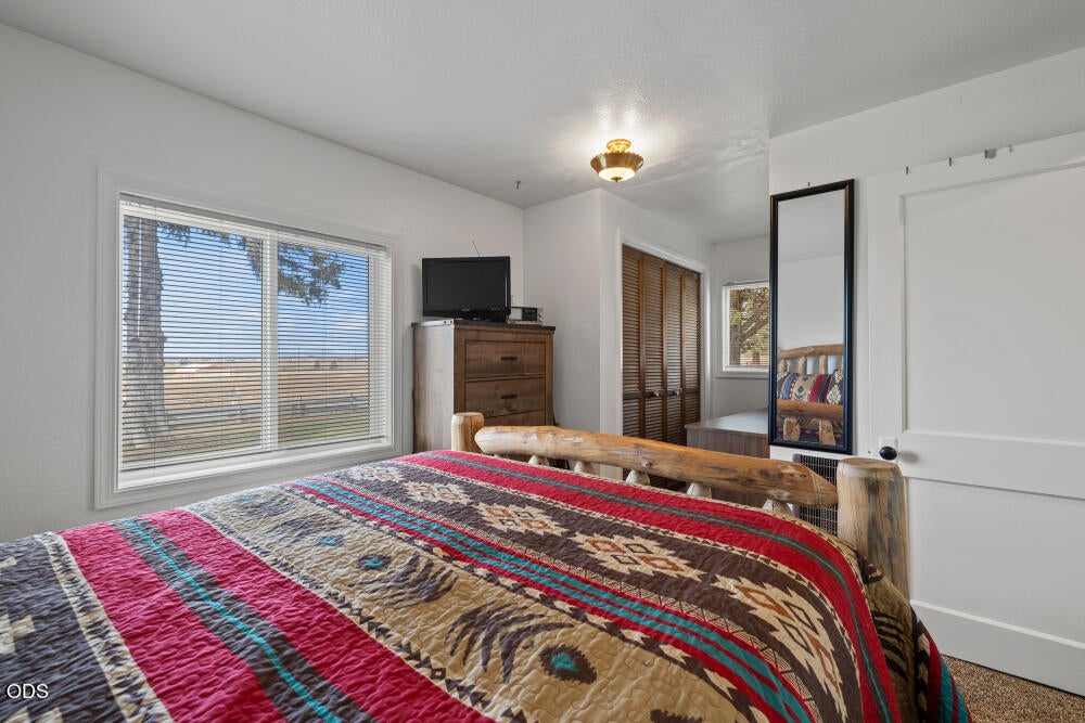 14837 Hill Road Klamath Falls, OR 97603 - Photo 34 of 41 Gallery Image 34