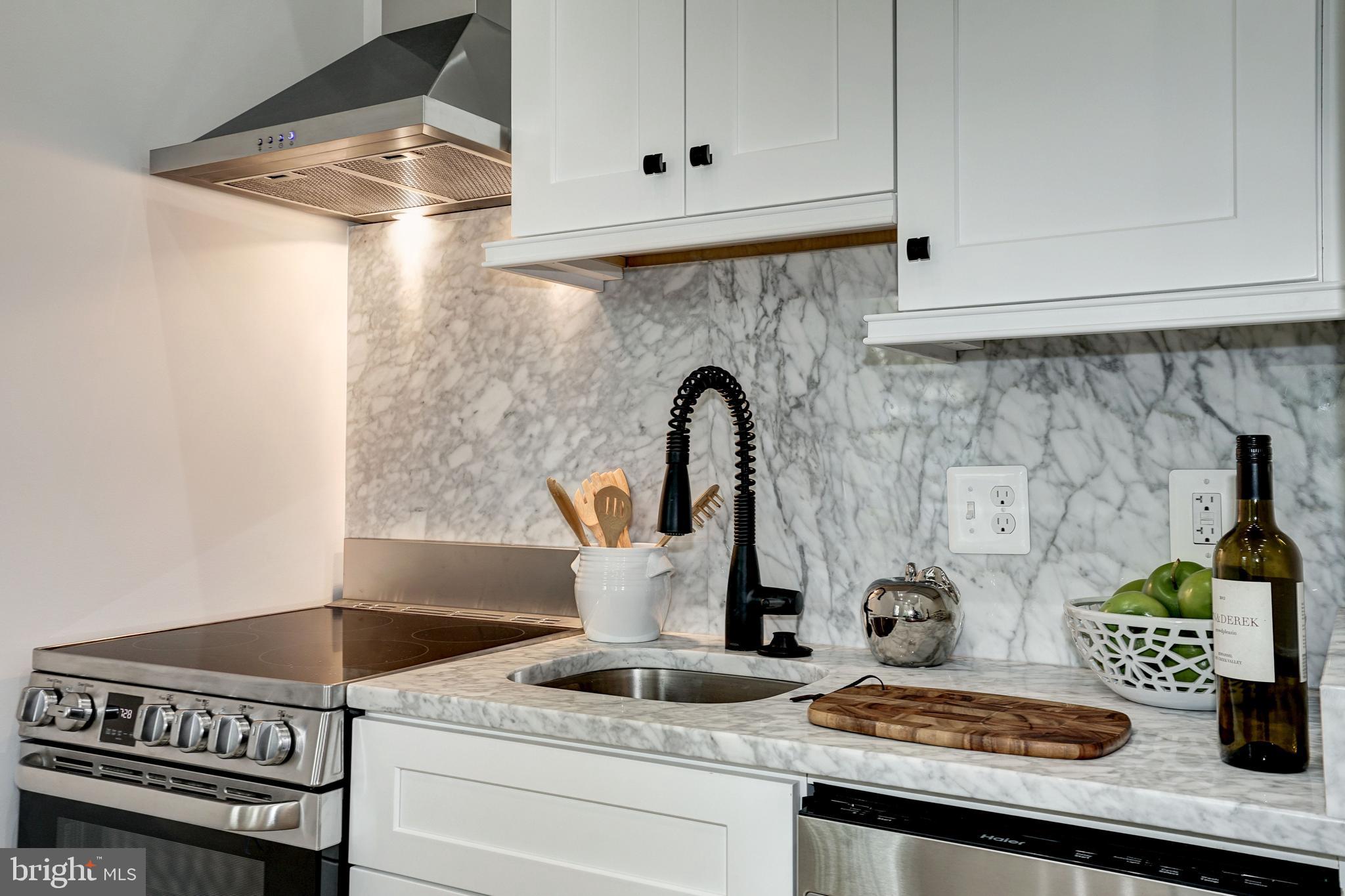 329 K Street Northeast Washington, DC 20002 - Photo 11 of 37
