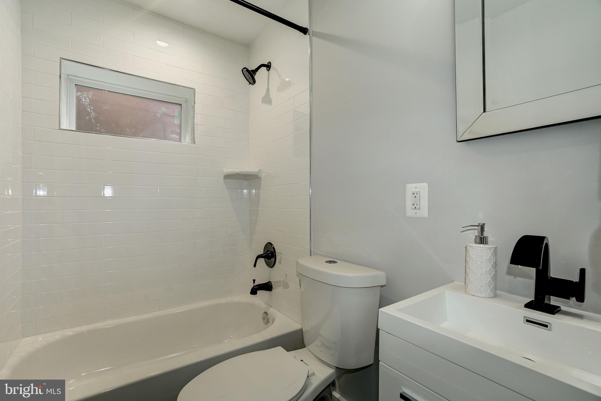 329 K Street Northeast Washington, DC 20002 - Photo 15 of 37