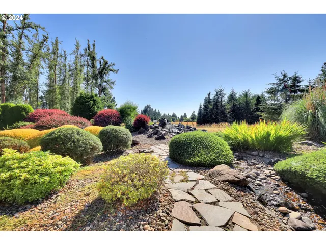 $275,000 | 85961 Edenvale Road, Unit 74, Pleasant Hill, OR 97455