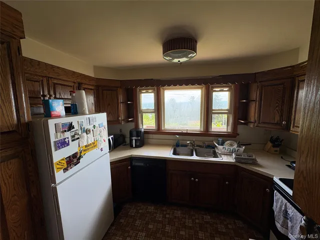 $261,250 | 51 Orchard Street, Marlboro, NY 12542