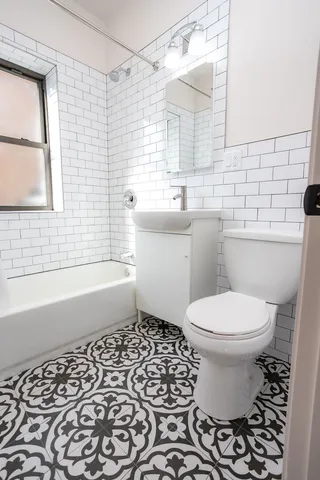 $1,399,000 | 4200 West 31st Street, Chicago, IL 60623