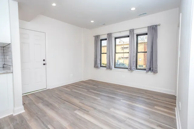 $1,399,000 | 4200 West 31st Street, Chicago, IL 60623