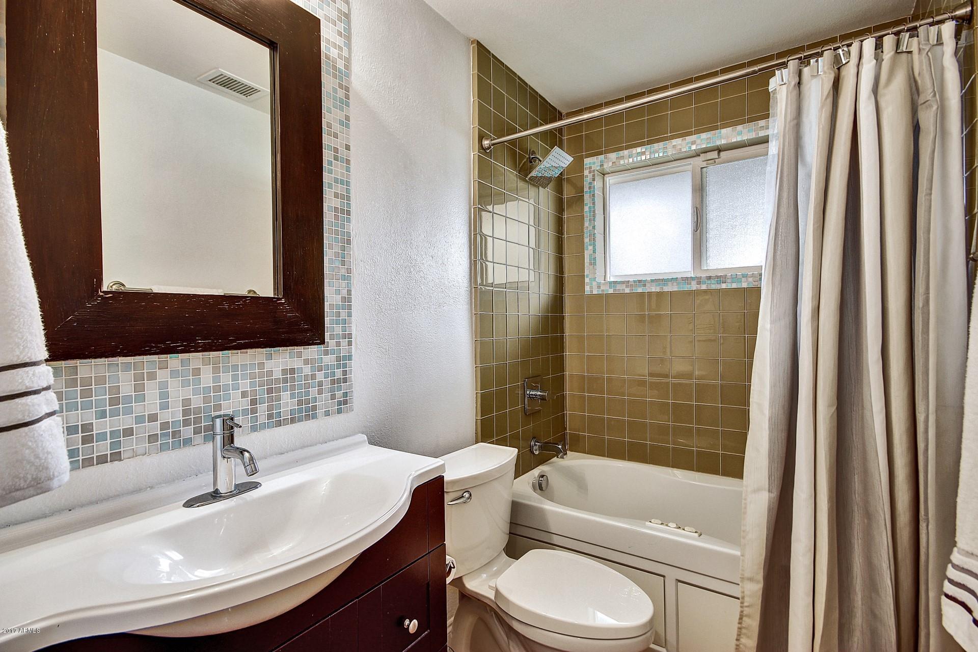 4601 East Osborn Road Phoenix, AZ 85018 - Photo 11 of 41 0020-Osborn (20)