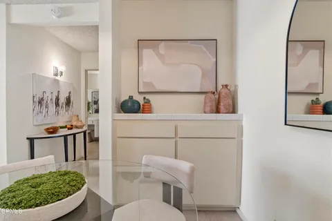 $575,000 | 360 South Euclid Avenue, Unit 116, Pasadena, CA 91101