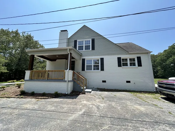 $529,000 | 810 West Lincoln Street, Tullahoma, TN 37388